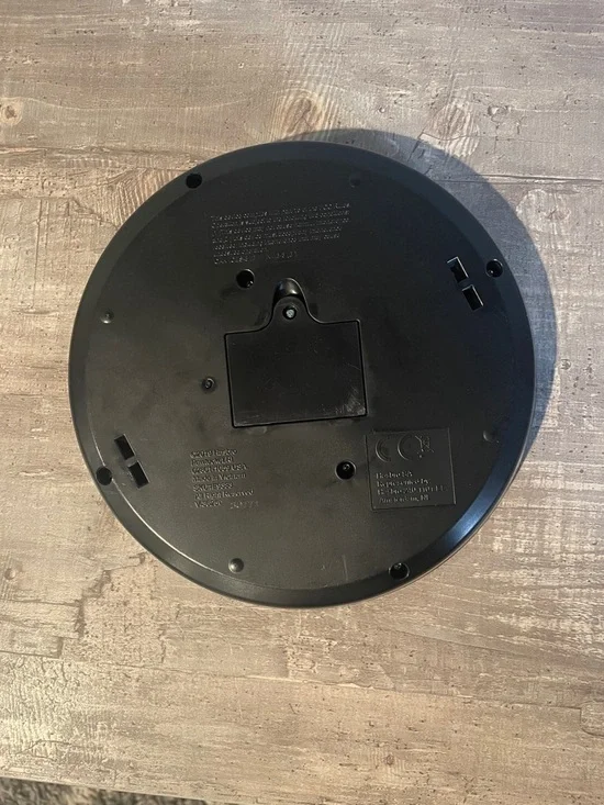 Hasbro Simon Electronic Memory Game - Red, Green, Blue, Yellow - Picture 3 of 5